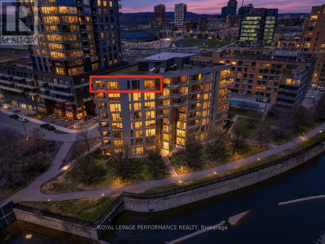 803 - 300C LETT STREET, Ottawa, Ontario K1R0B8