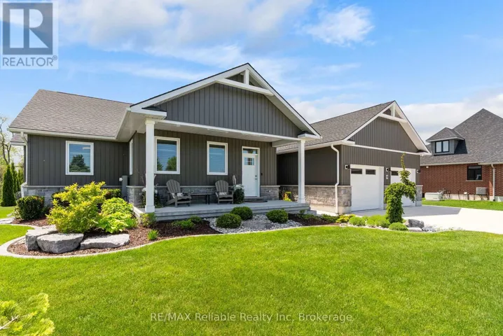 8 FAWN CREEK LANE, Bluewater (Bayfield), Ontario N0M1G0