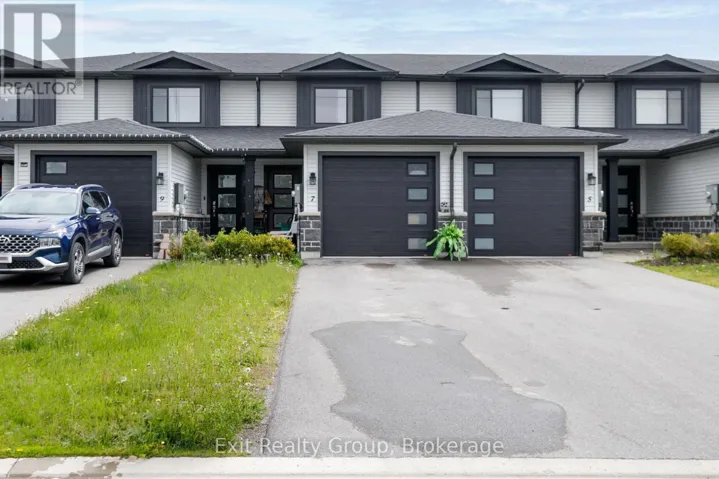 7 DEWAL PLACE, Belleville (Belleville Ward), Ontario K8P0H3