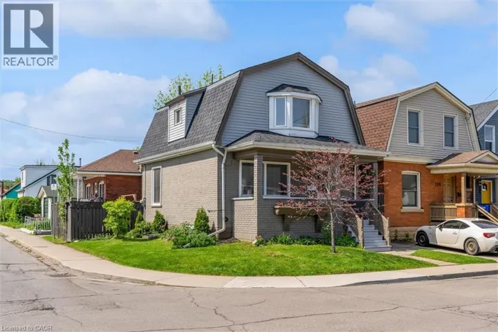 196 CAMPBELL Avenue, Hamilton, Ontario L8H2G3