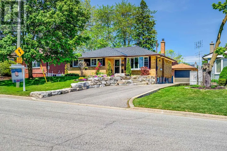 778 TENNYSON AVENUE, Oshawa (Donevan), Ontario L1H3K6