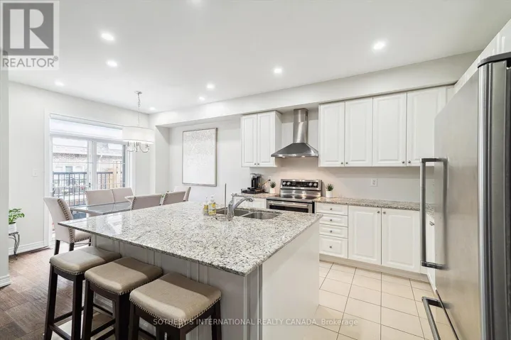 12 DEEP RIVER LANE S, Richmond Hill (Westbrook), Ontario L4C5S4