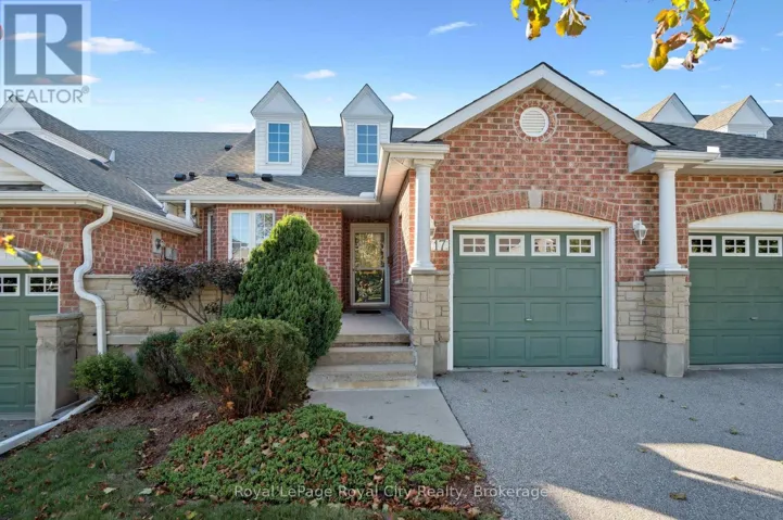 17 TERRAVIEW CRESCENT, Guelph (Kortright West), Ontario N1G5A7