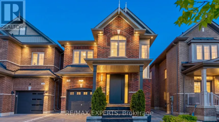 22 RED TREE DRIVE, Vaughan (Kleinburg), Ontario L4H4H8