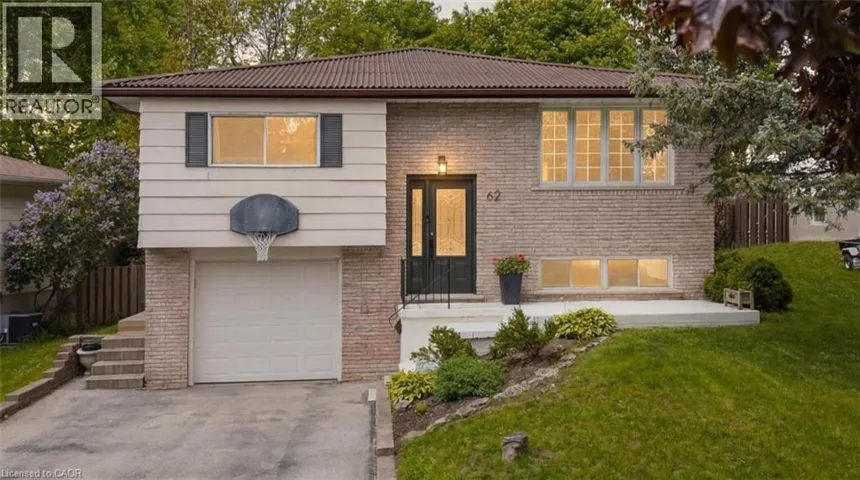 62 BECHTEL Drive, Kitchener, Ontario N2P1S8