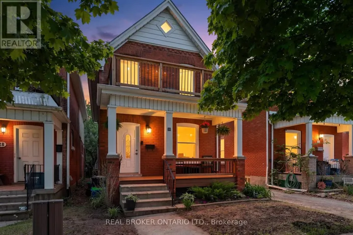 30 DUNDAS STREET, Brantford, Ontario N3R1R9