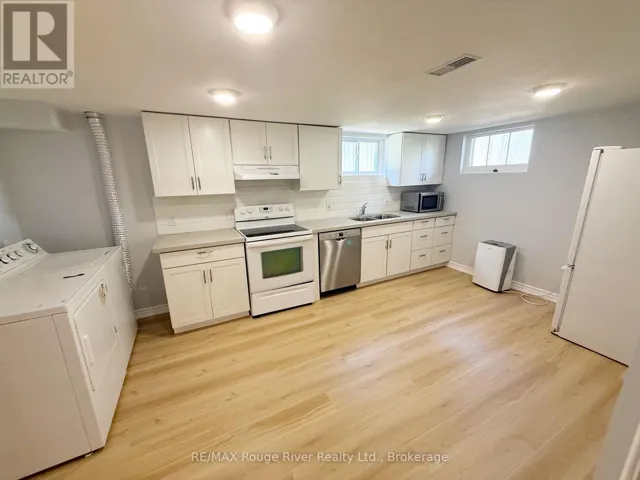 200 TRENT STREET E, Whitby (Downtown Whitby), Ontario L1N1L6