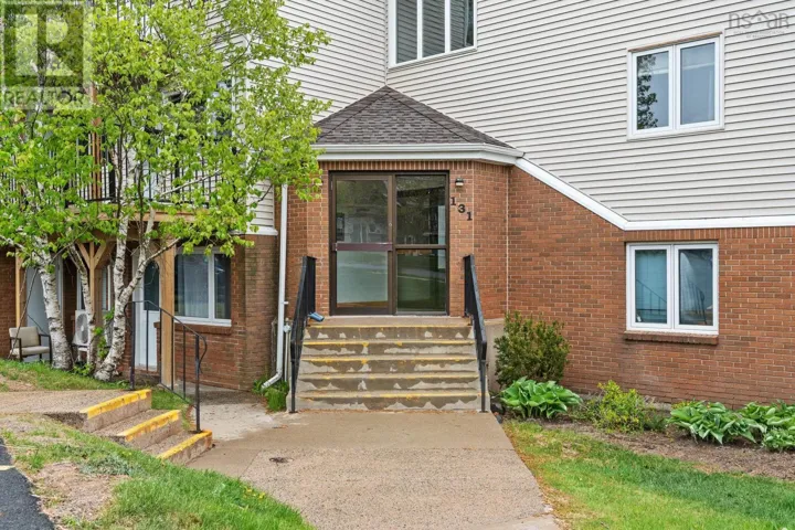 303 131 Farnham Gate Road, Halifax, Nova Scotia B3M4A4