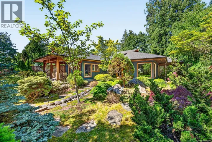 169 Churchill Rd, Salt Spring, British Columbia V8K2R3