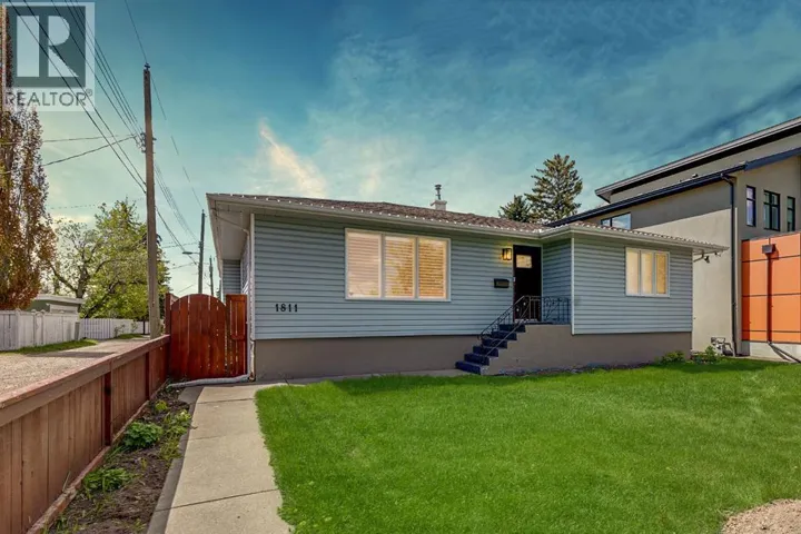 1811 13 Avenue NW, Calgary, Alberta T2N1L4