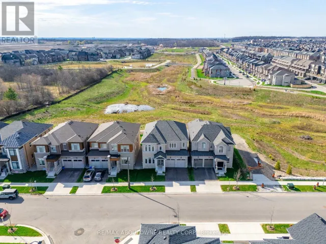 37 NORTH PARK BOULEVARD, Oakville (GO Glenorchy), Ontario L6M0W8