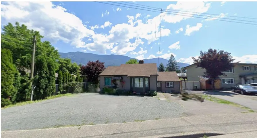 50970 YALE ROAD, Rosedale, Rosedale, British Columbia V0X1X2