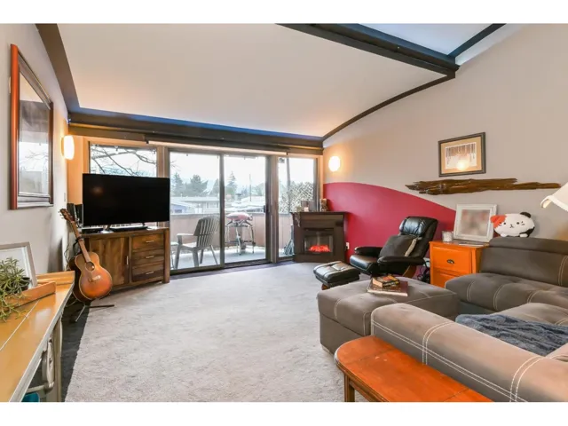 213 46210 CHILLIWACK CENTRAL ROAD, Chilliwack Proper South, Chilliwack, British Columbia V2P1J8