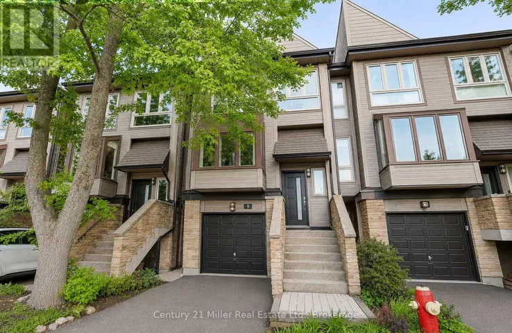 9 - 1120 QUEENS AVENUE, Oakville (CP College Park), Ontario L6H2B5