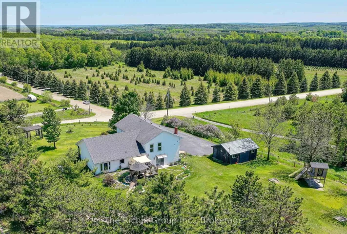994490 MONO-ADJALA TOWNLINE, Mono, Ontario L9W6H6