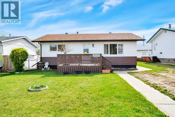 4727 48 Street, Sylvan Lake, Alberta T4S1M9