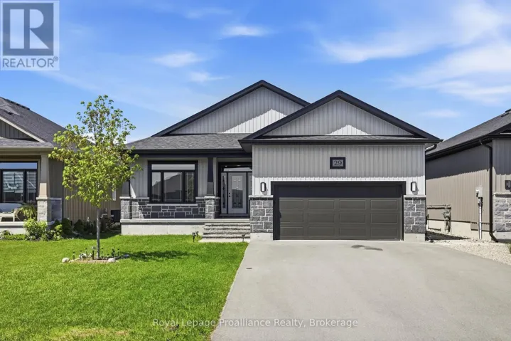 29 SABRINA AVENUE, Quinte West (Murray Ward), Ontario K8V0J9