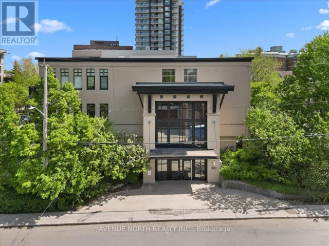 208 - 300 POWELL AVENUE, Ottawa, Ontario K1S5T3
