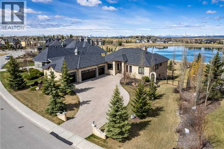 31 Montenaro Bay, Cochrane Lake, Alberta T4C0A5