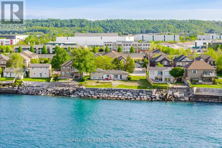 46 SEABREEZE CRESCENT, Hamilton (Lakeshore), Ontario L8E5C8