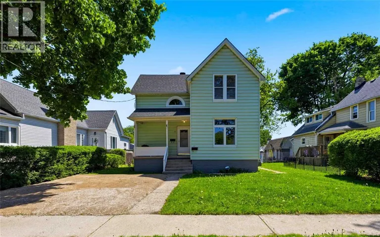 394 Palmerston STREET South, Sarnia, Ontario N7T3P2