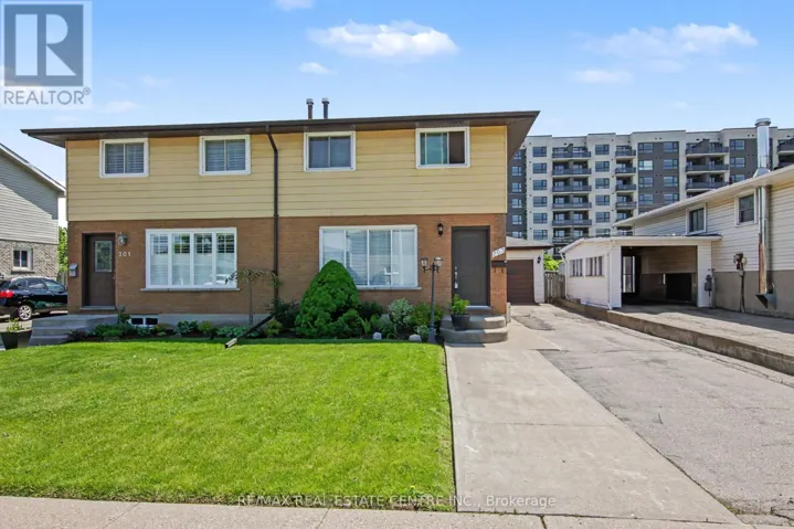 203 MOFFAT DRIVE, Cambridge, Ontario N1R6C1