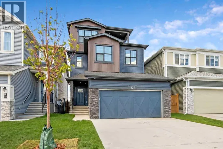 127 Creekstone Park SW, Calgary, Alberta T2X5E9