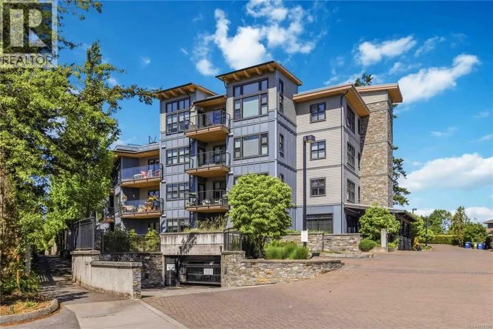 103 3912 Carey Rd, Saanich, British Columbia V8Z4E2