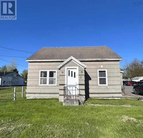 24 South Albion Street, Amherst, Nova Scotia B4H2W3