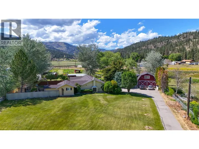 212 Carr Crescent, Oliver, British Columbia V0H1T5