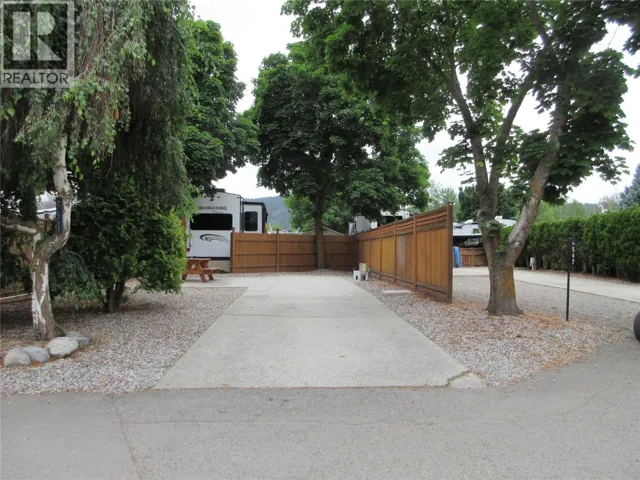 415 Commonwealth Road Unit# 551, Kelowna, British Columbia V4V1P4