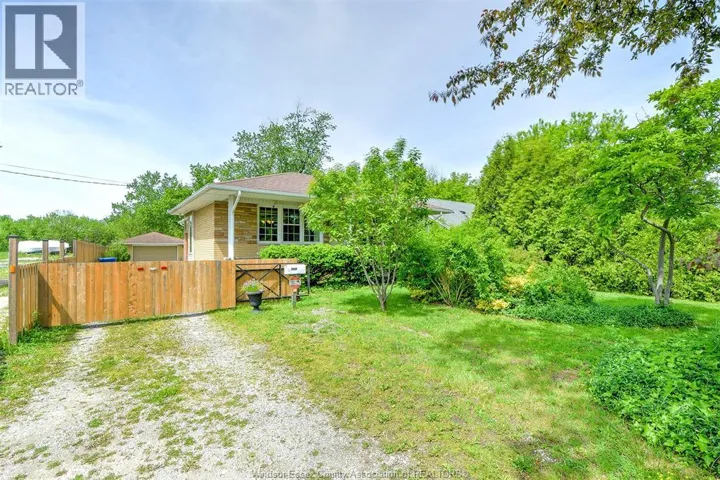 3567 HOWARD, Windsor, Ontario N9E3N6
