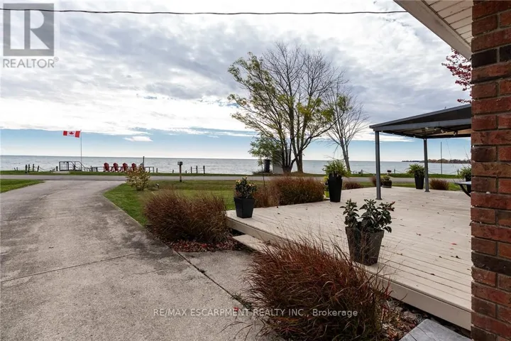 577 EDGEWATER PLACE, Haldimand (Dunnville), Ontario N1A2W8