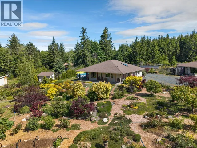 220 Irene Rd, Quadra Island, British Columbia V0P1N0