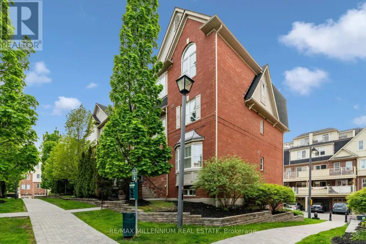4 - 774 NEIGHBOURHOOD CIRCLE, Mississauga (Cooksville), Ontario L5B0B6
