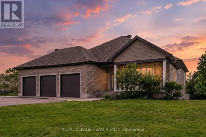 568 PENNYCROSS LANE, Ottawa, Ontario K0A1L0