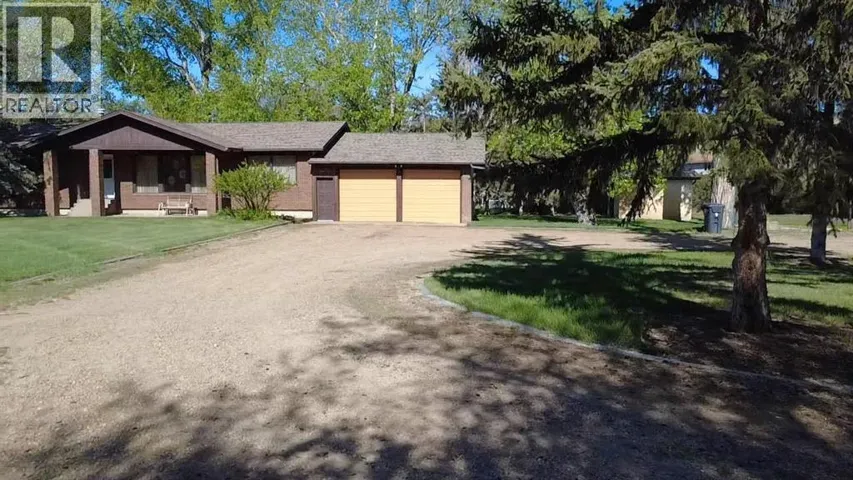 31 Larch Avenue, Drumheller, Alberta T0J0Y1