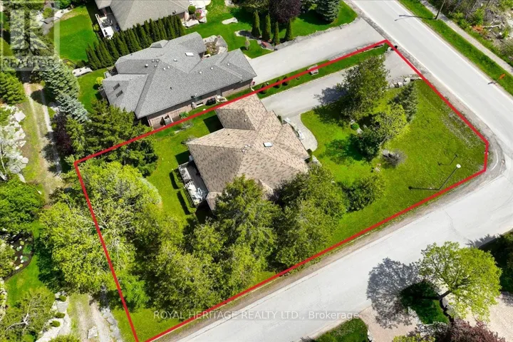 2 MILL STREET, Kawartha Lakes (Bobcaygeon), Ontario K0M1A0