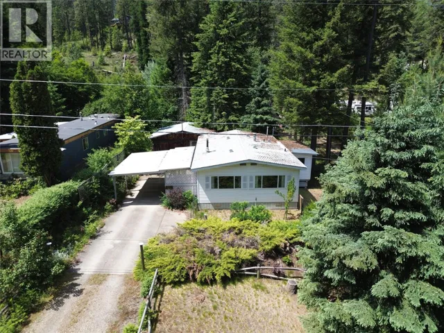1465 Thompson Road, Christina Lake, British Columbia V0H1E0