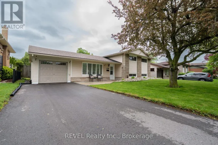 4480 QUEENSWAY GARDENS, Niagara Falls (Morrison), Ontario L2E6P7