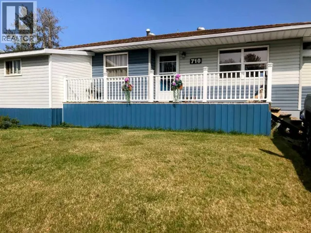 710 3 Avenue, Fox Creek, Alberta T0H1P0