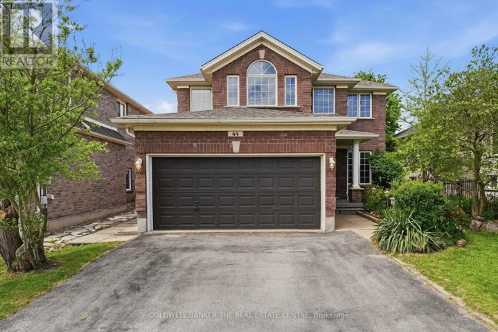 44 PRINCE WILLIAM WAY, Barrie (Innis-Shore), Ontario L4N0Y9