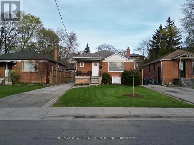 75 CYNTHIA ROAD, Toronto (Rockcliffe-Smythe), Ontario M6N2P8