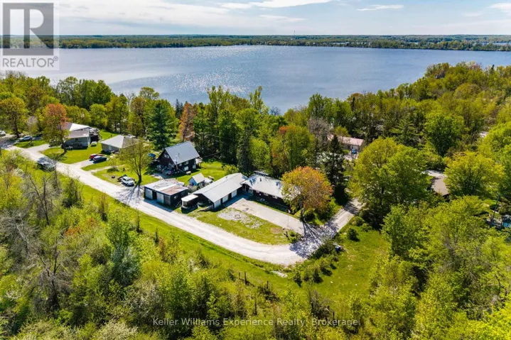 8 ROBINS LANE, Kawartha Lakes (Carden), Ontario L0K1W0