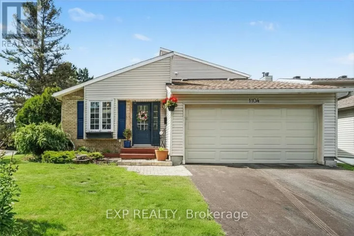 1104 CHATEAU CRESCENT, Ottawa, Ontario K1C2E1