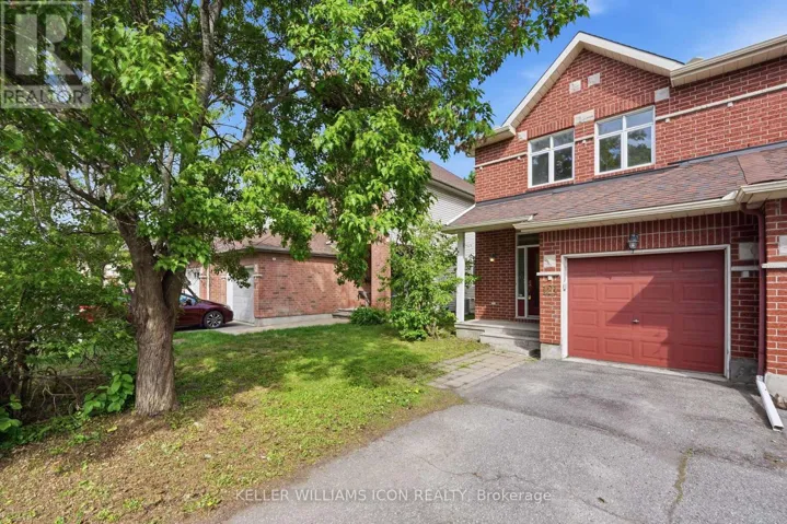 121 THORNBURY CRESCENT, Ottawa, Ontario K2G6J1