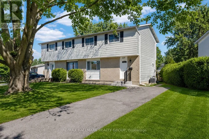 226 OLD COLONY ROAD, Ottawa, Ontario K2L1M7