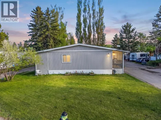 1, 3223 83 Street, Calgary, Alberta T3B5M7