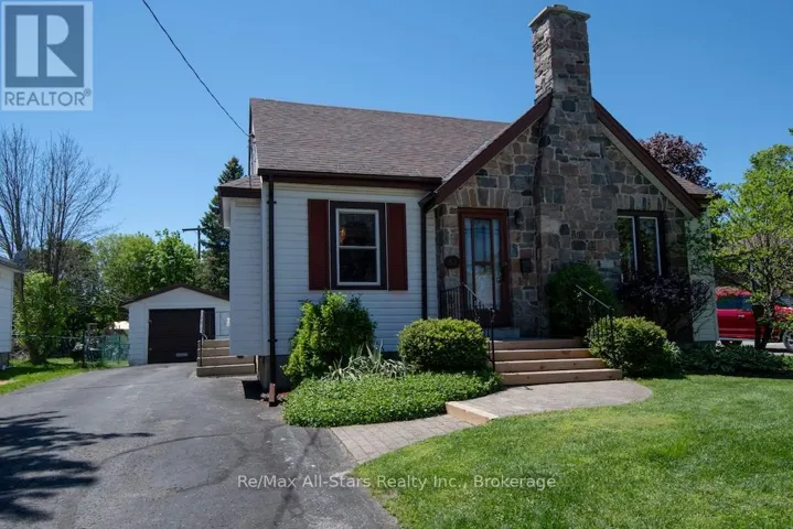 31 ADELAIDE STREET S, Kawartha Lakes (Lindsay), Ontario K9V3J6
