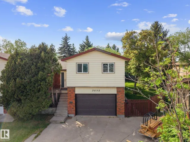 2832 135 AV NW, Edmonton, Alberta T5A3S4